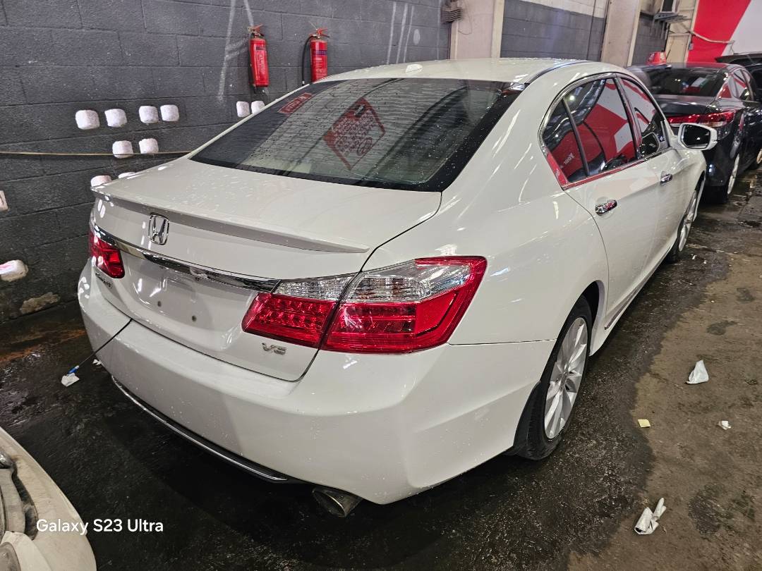 2015 HONDA ACCORD — 193692 Miles — Lot F89FA012508 — Souq - Marhaba Auctions Used Cars - Image 4