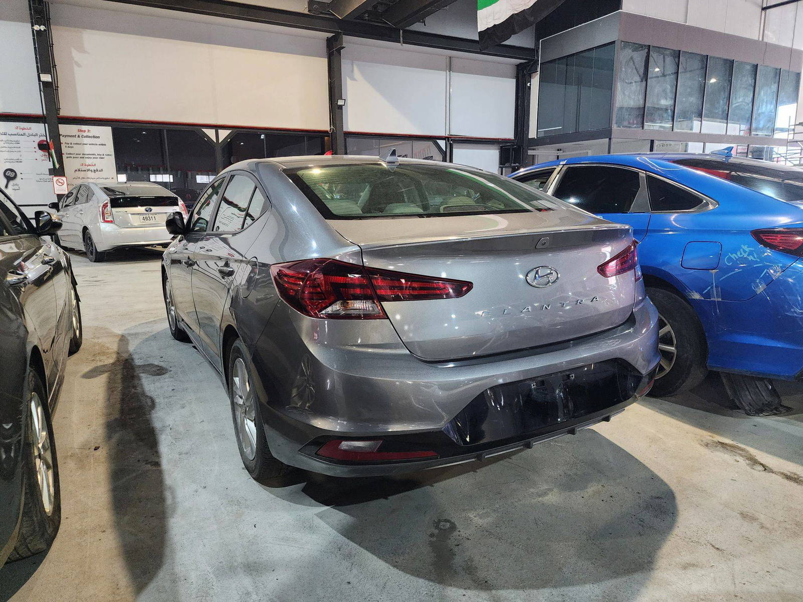 2019 HYUNDAI ELANTRA — 111503 Miles — Lot 242079 — Main - Marhaba Auctions Used Cars - Image 5