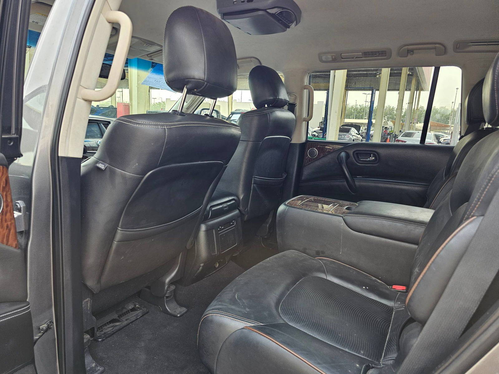 2017 NISSAN ARMADA — 179427 Miles — Lot 6H9002058 — Souq - Marhaba Auctions Used Cars - Image 6
