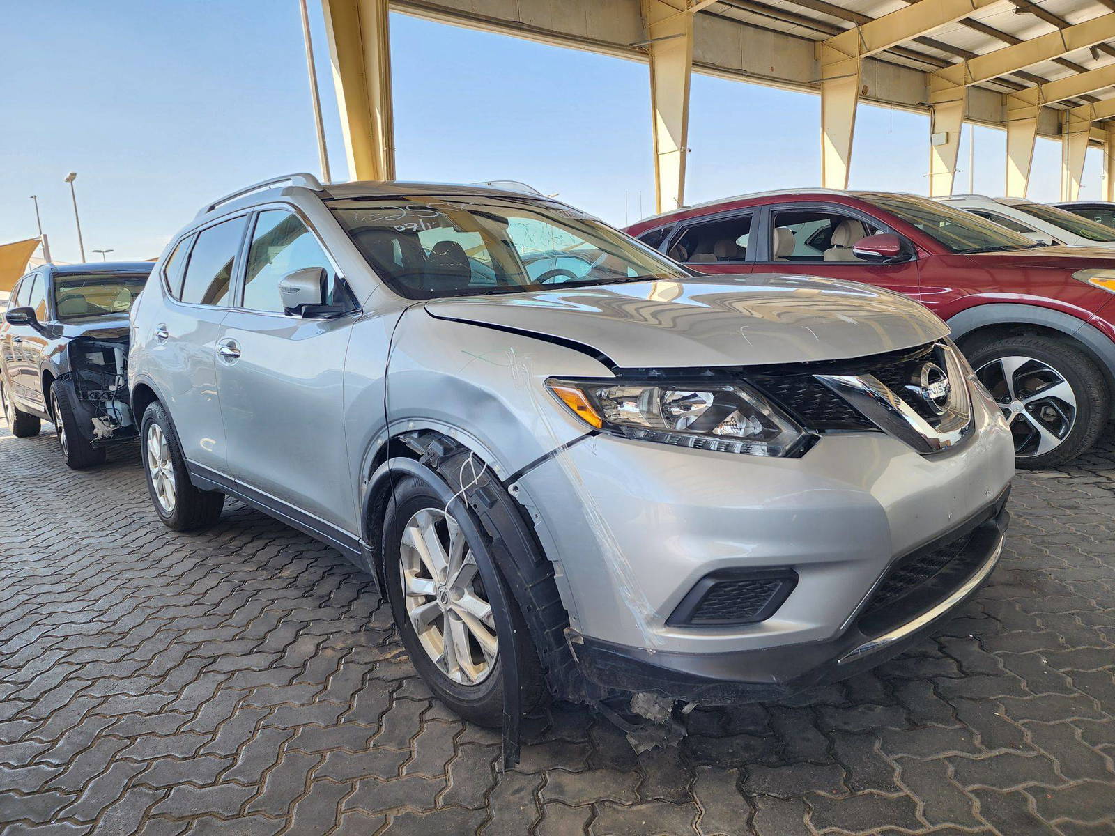 2016 NISSAN ROGUE — 143694 Miles — Lot GP625582 — Souq - Marhaba Auctions Used Cars - Image 4