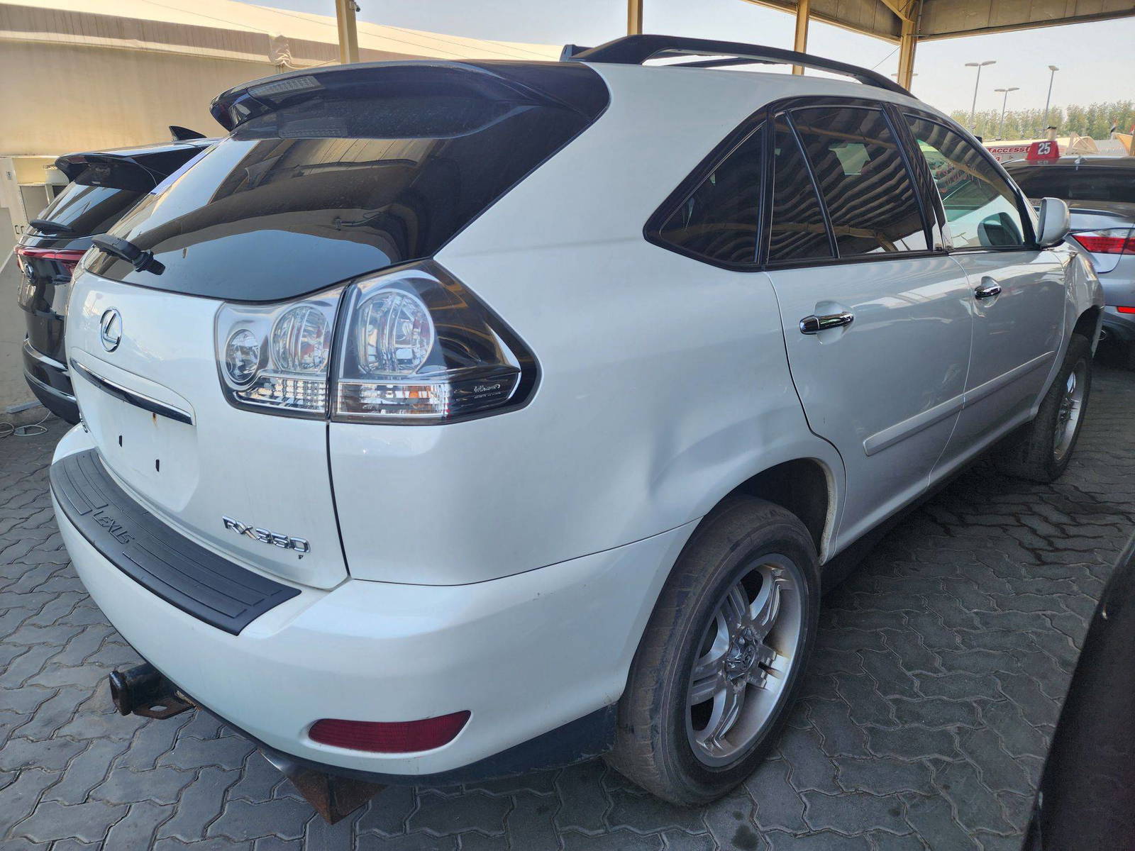 2008 LEXUS RX 350 — 199681 Miles — Lot 38883979 — Souq - Marhaba Auctions Used Cars - Image 5