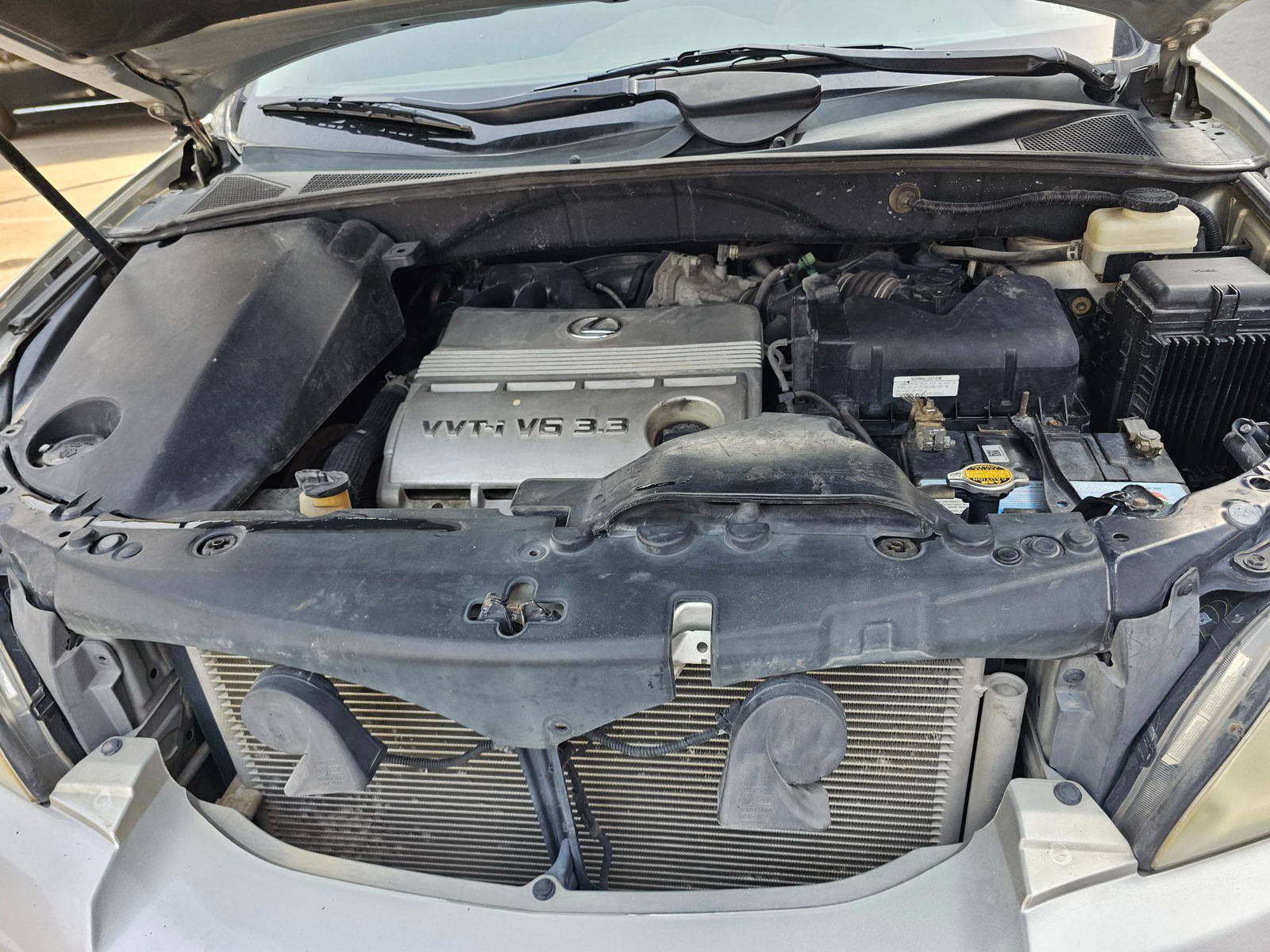 2006 LEXUS RX 330 — 245058 Miles — Lot UX6C101981 — Souq - Marhaba Auctions Used Cars - Image 12