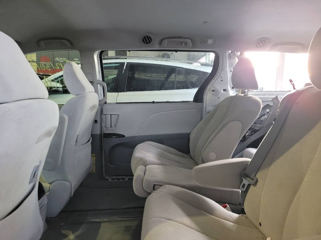 2012 TOYOTA SIENNA — 228477 Miles — Lot 40833543 — Main - Marhaba Auctions Used Cars - Image 7
