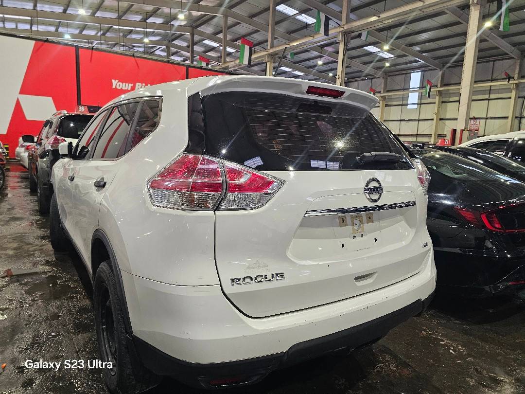 NISSAN ROGUE