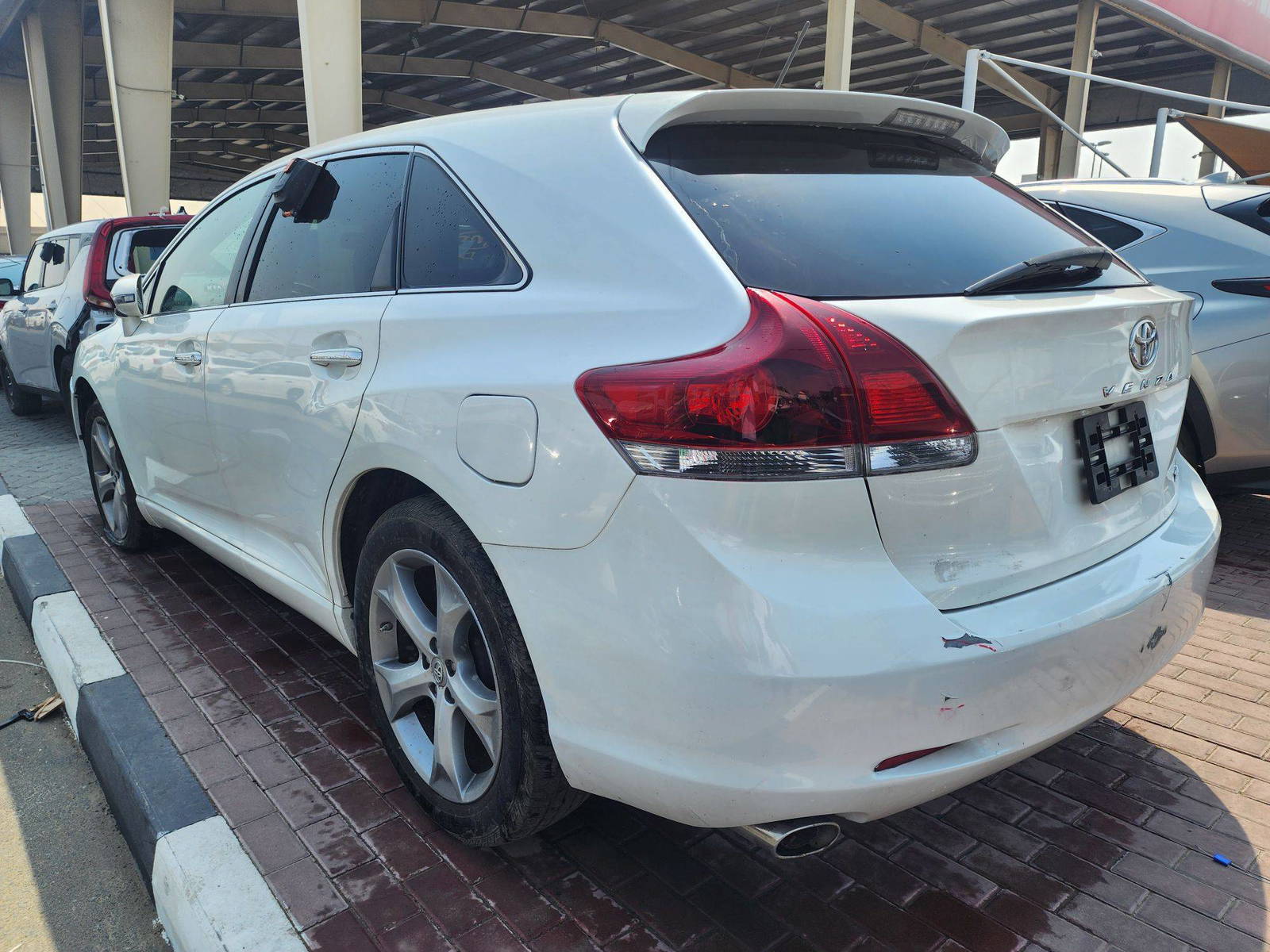 2013 TOYOTA VENZA — 143544 Miles — Lot 86243 — Main - Marhaba Auctions Used Cars - Image 3