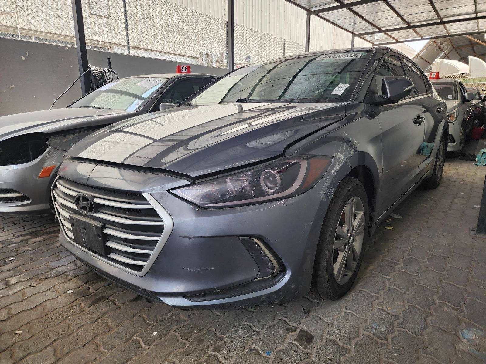 2018 HYUNDAI ELANTRA — 163383 KM — Lot 49436935 — Al Quoz - Marhaba Auctions Used Cars - Image 3