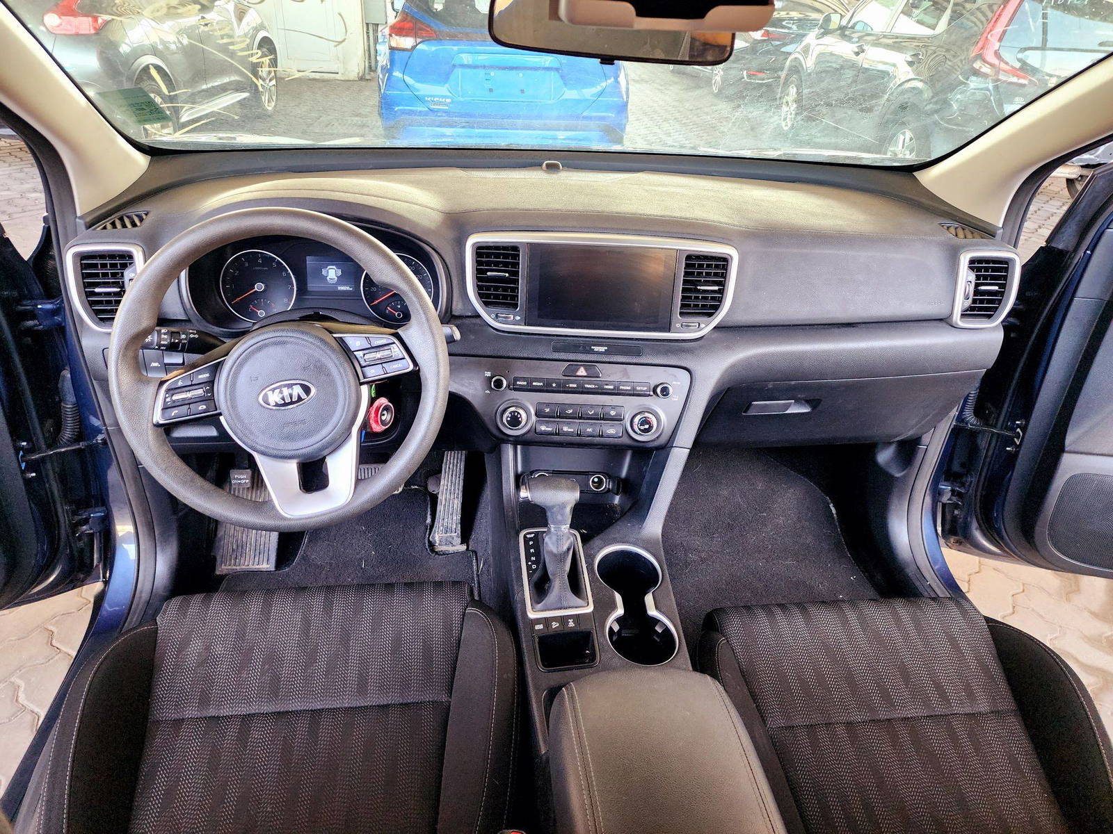 2022 KIA SPORTAGE — 39828 Miles — Lot 62927674 — Souq - Marhaba Auctions Used Cars - Image 9