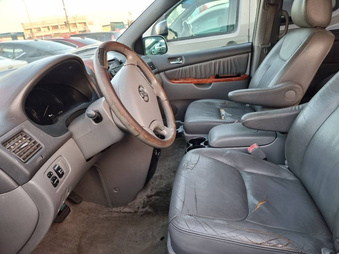 2009 TOYOTA SIENNA — 224888 Miles — Lot 215487 — Ind. 12 - Marhaba Auctions Used Cars - Image 6