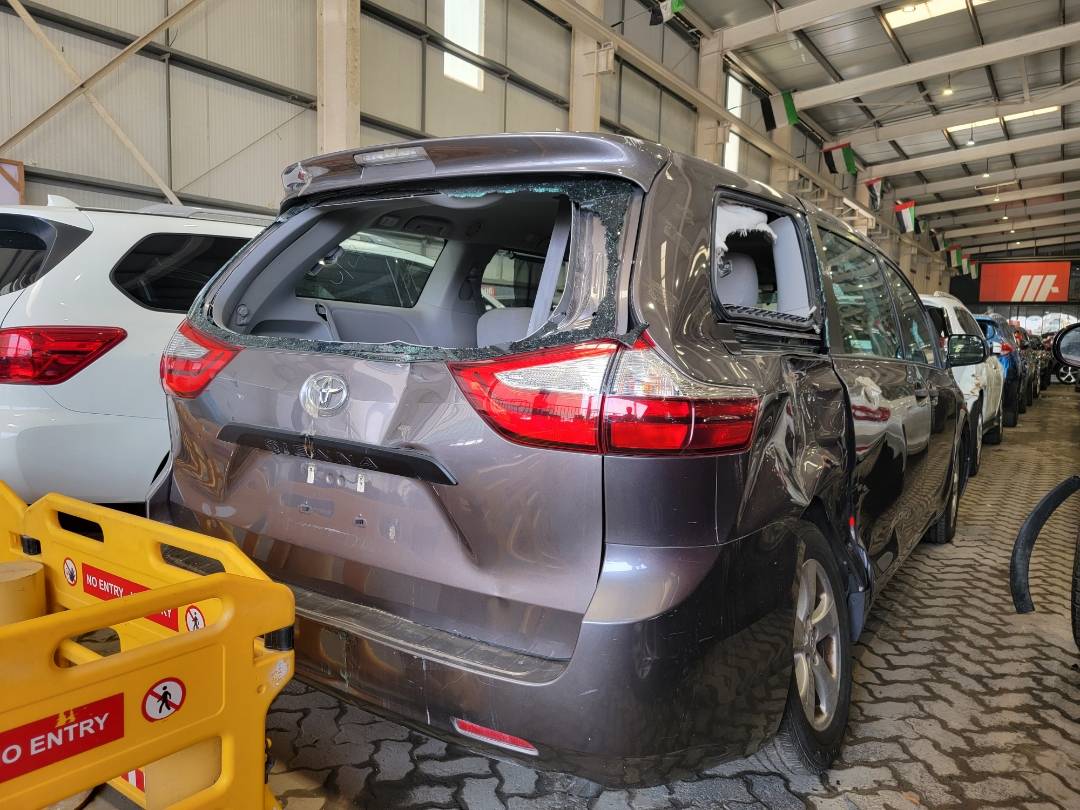 2015 TOYOTA SIENNA — 110550 Miles — Lot S667396 — Main - Marhaba Auctions Used Cars - Image 4