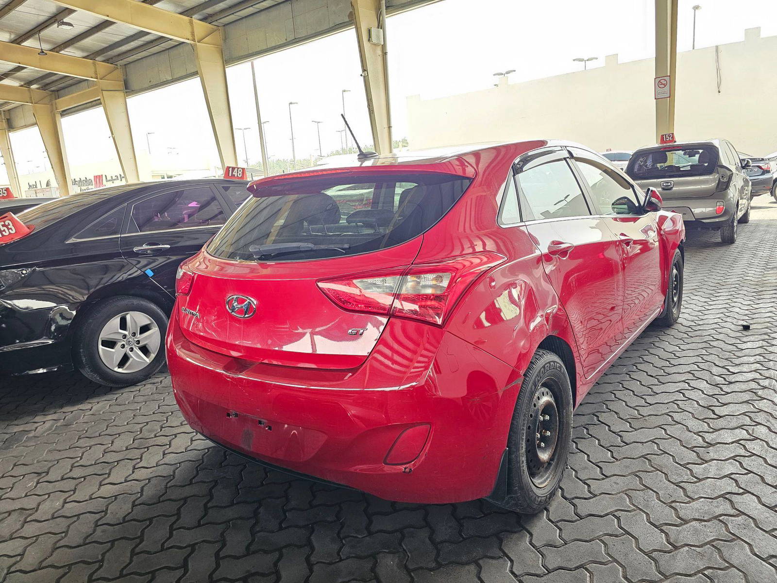 2013 HYUNDAI ELANTRA — 157295 KM — Lot 85547424 — Souq - Marhaba Auctions Used Cars - Image 3