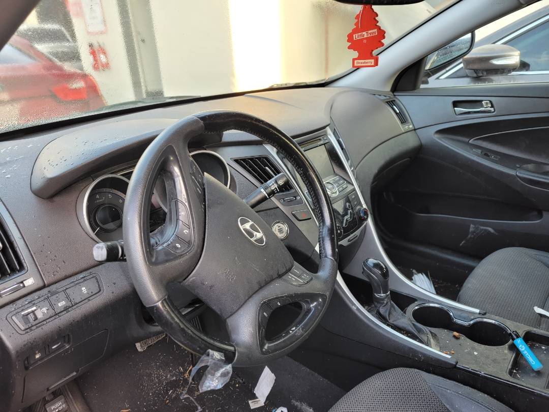 2011 HYUNDAI SONATA — 125570 Miles — Lot 57739323 - Marhaba Auctions Used Cars - Image 5