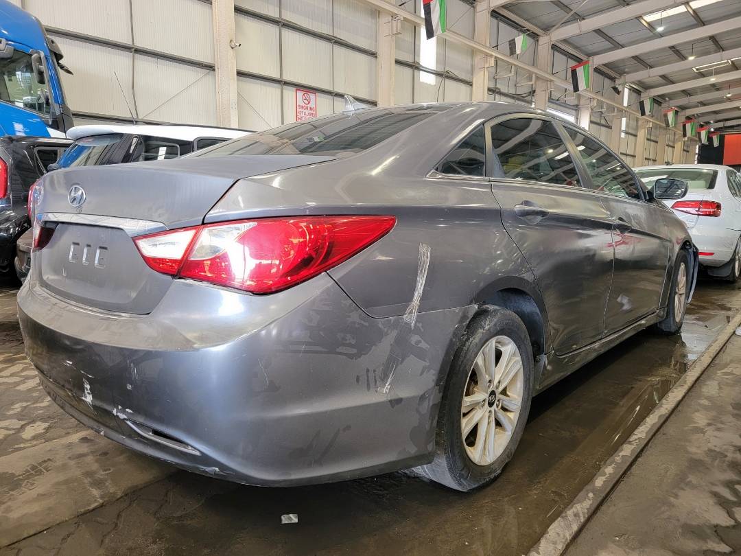 2011 HYUNDAI SONATA — 231667 Miles — Lot 208318 — Main - Marhaba Auctions Used Cars - Image 5