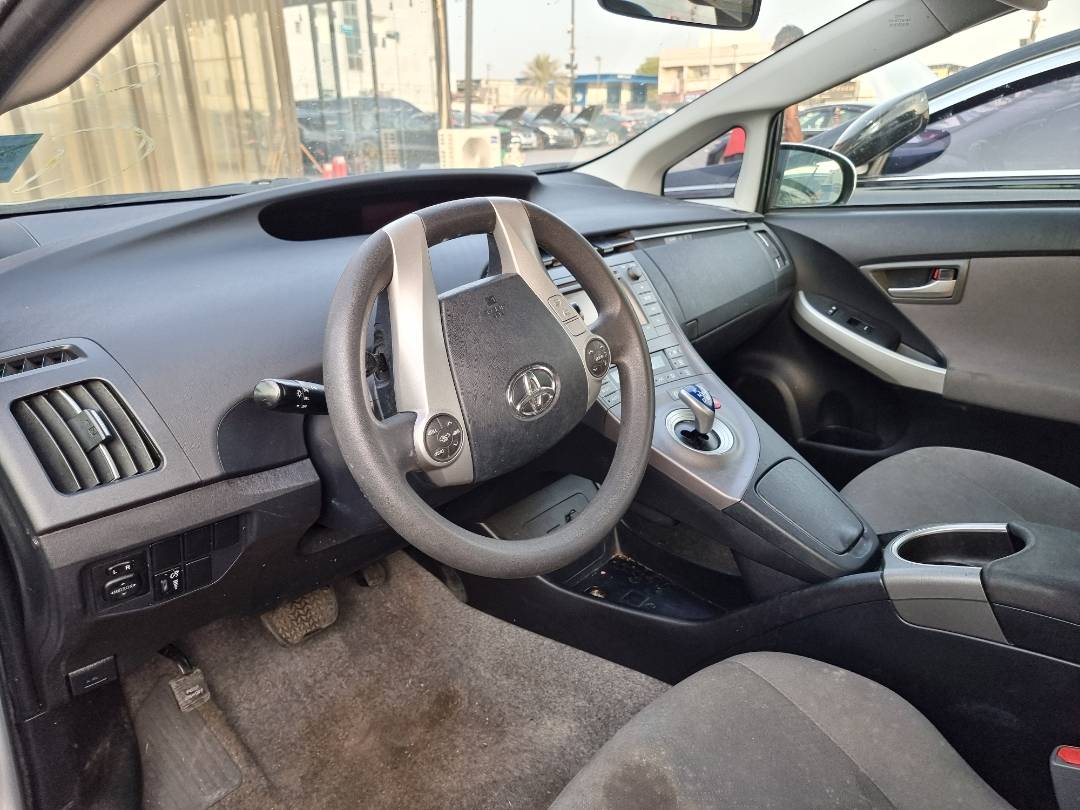 2015 TOYOTA PRIUS — 144169 Miles — Lot 215487 — Ind. 12 - Marhaba Auctions Used Cars - Image 8