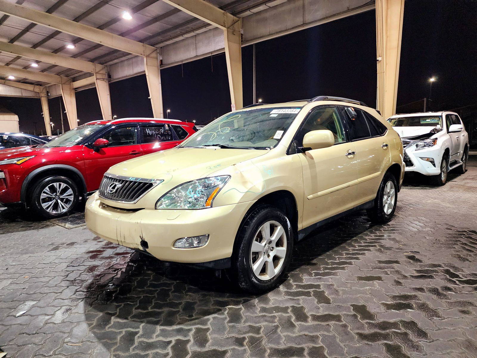 2009 LEXUS RX 350 — 146509 Miles — Lot K31U69C106130 — Souq - Marhaba Auctions Used Cars - Image 4