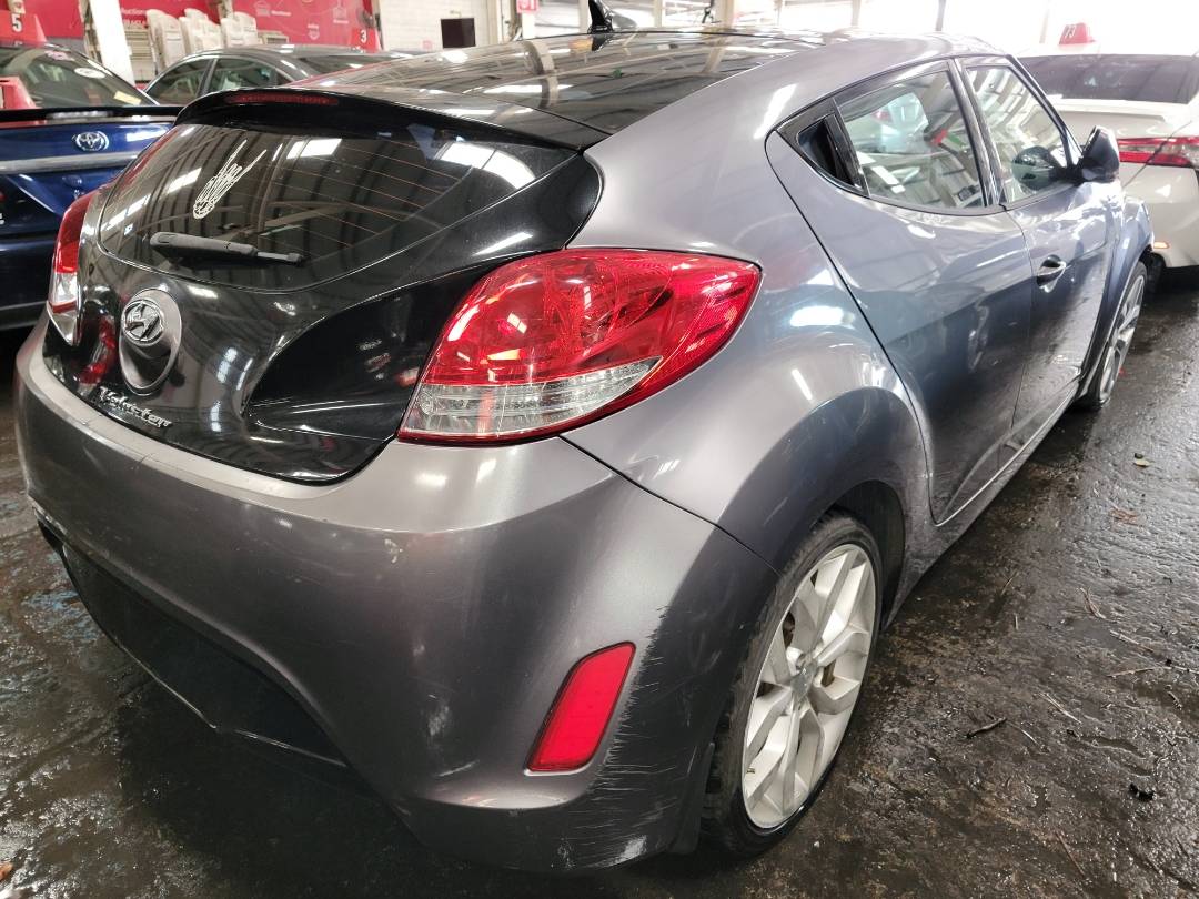 2012 HYUNDAI VELOSTER — 153143 Miles — Lot 38378364 - Marhaba Auctions Used Cars - Image 3