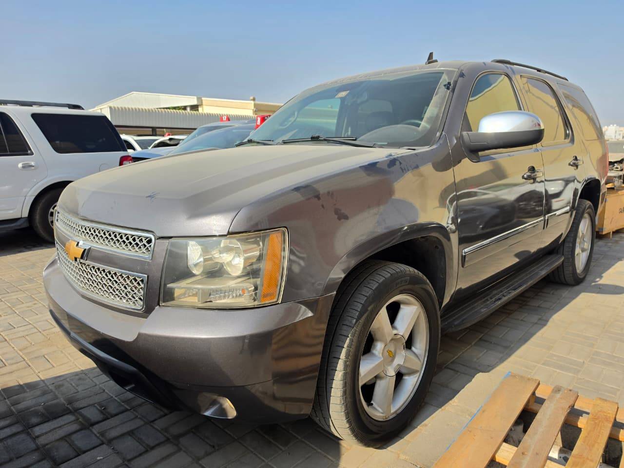 2010 CHEVROLET TAHOE — 354382 KM — Lot 1GNUKBE02AR234631 - Marhaba Auctions Used Cars - Image 3