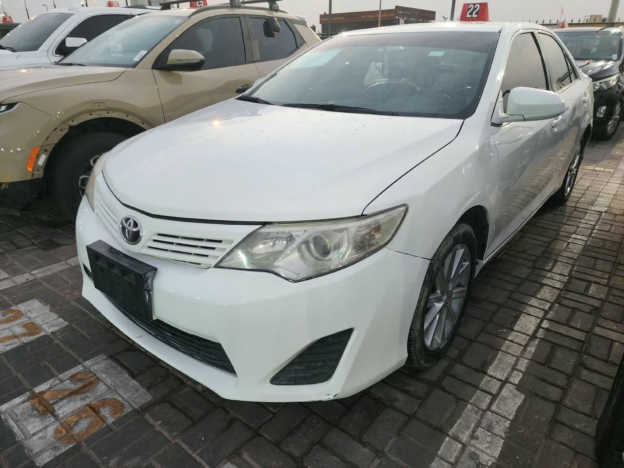 2015 TOYOTA CAMRY — 306266 KM — Lot K9FX581552 — Al Sajaa - Marhaba Auctions Used Cars - Image 5