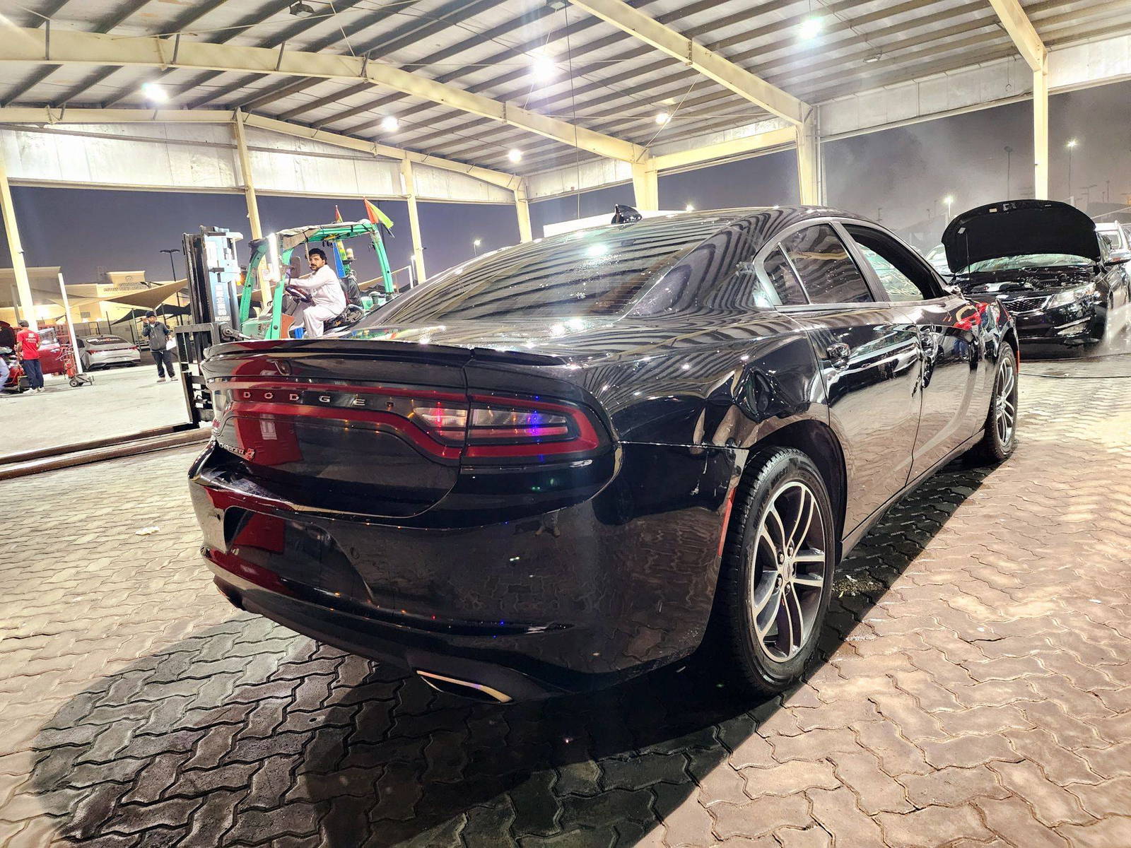 2019 DODGE CHARGER — 161542 Miles — Lot 12081724 — Souq - Marhaba Auctions Used Cars - Image 4