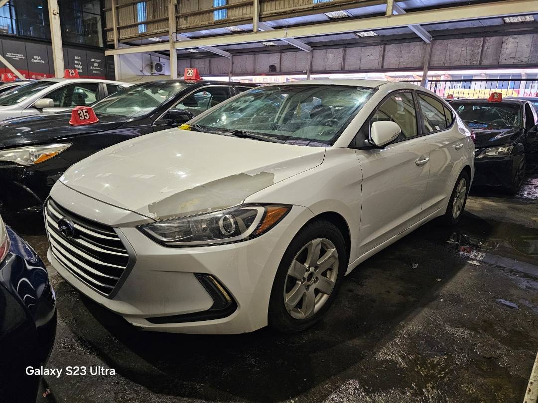 2018 HYUNDAI ELANTRA — 134068 KM — Lot 720133 — Main - Marhaba Auctions Used Cars - Image 4