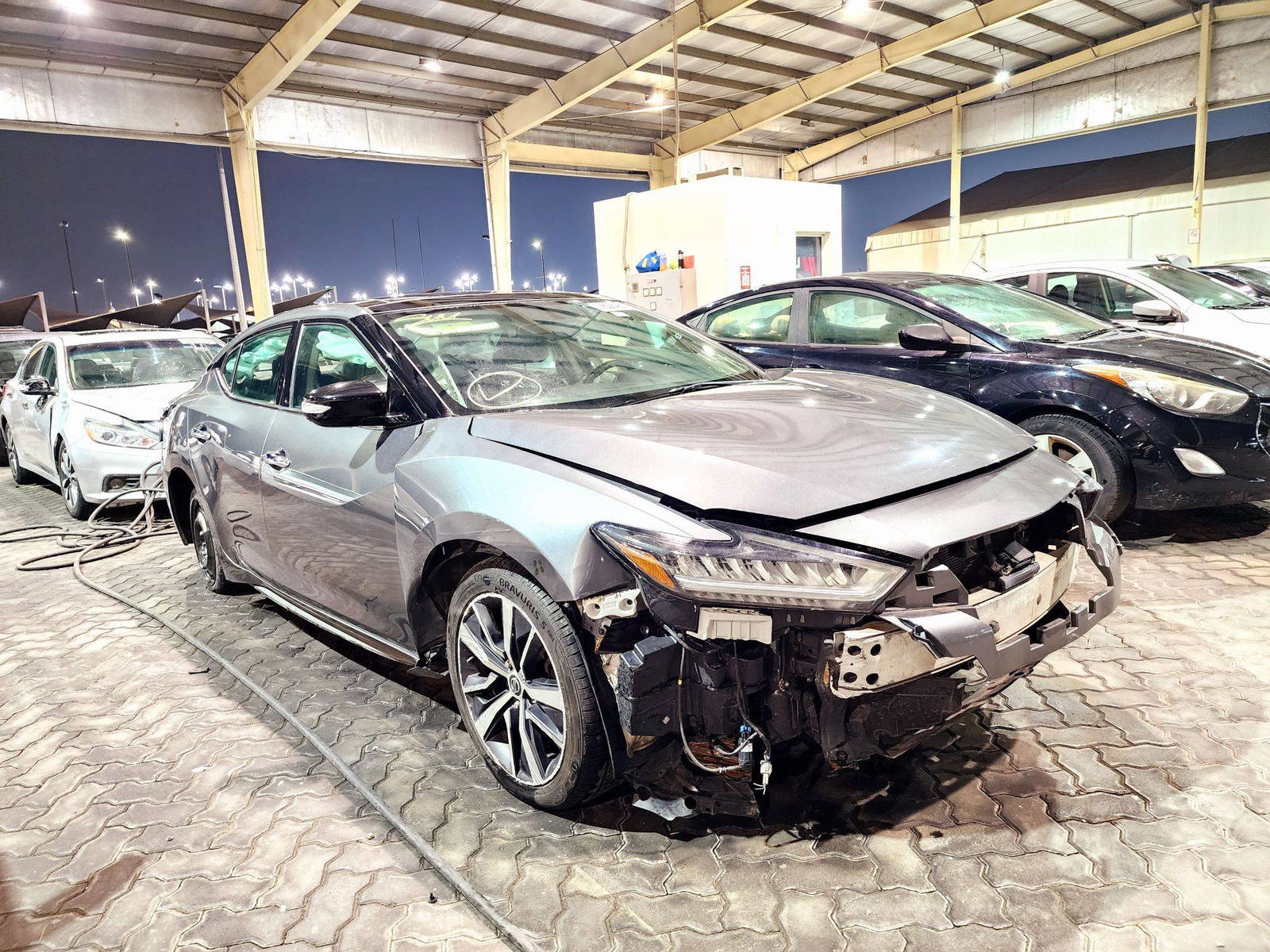 2019 NISSAN MAXIMA — 76397 Miles — Lot 6KC364753 — Souq - Marhaba Auctions Used Cars - Image 4