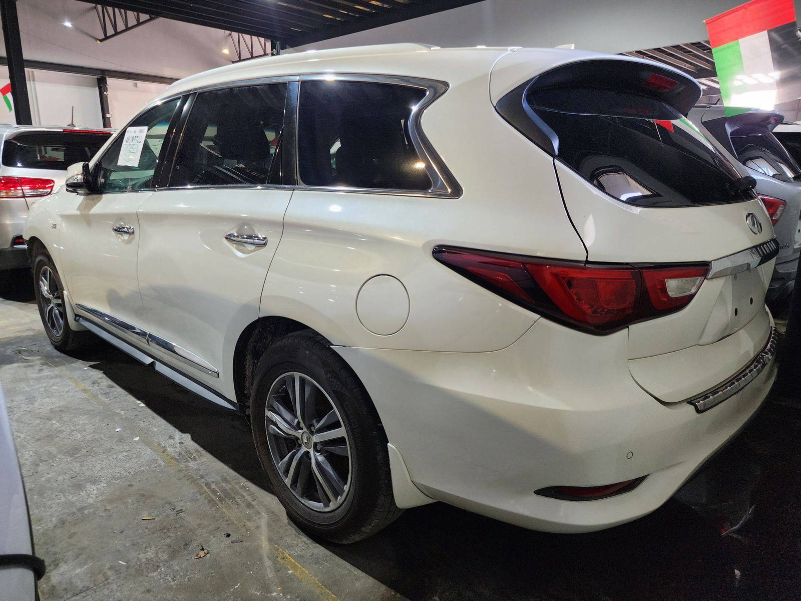 2016 INFINITI QX60 — 129597 Miles — Lot 511483 — Souq - Marhaba Auctions Used Cars - Image 6
