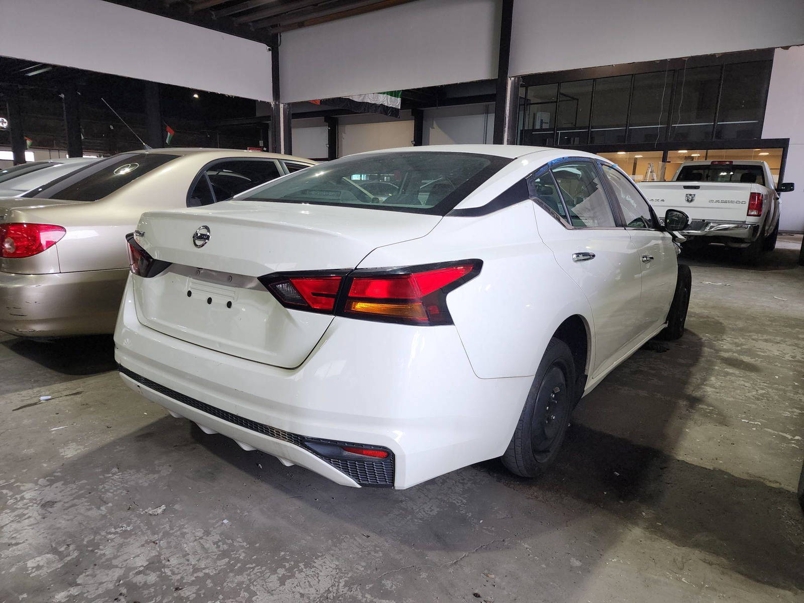2022 NISSAN ALTIMA — 57617 Miles — Lot 324741 — Main - Marhaba Auctions Used Cars - Image 11