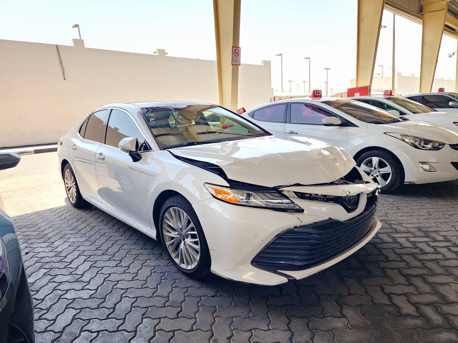 2018 TOYOTA CAMRY — 101833 Miles — Lot 40932647 — Souq - Marhaba Auctions Used Cars - Image 4