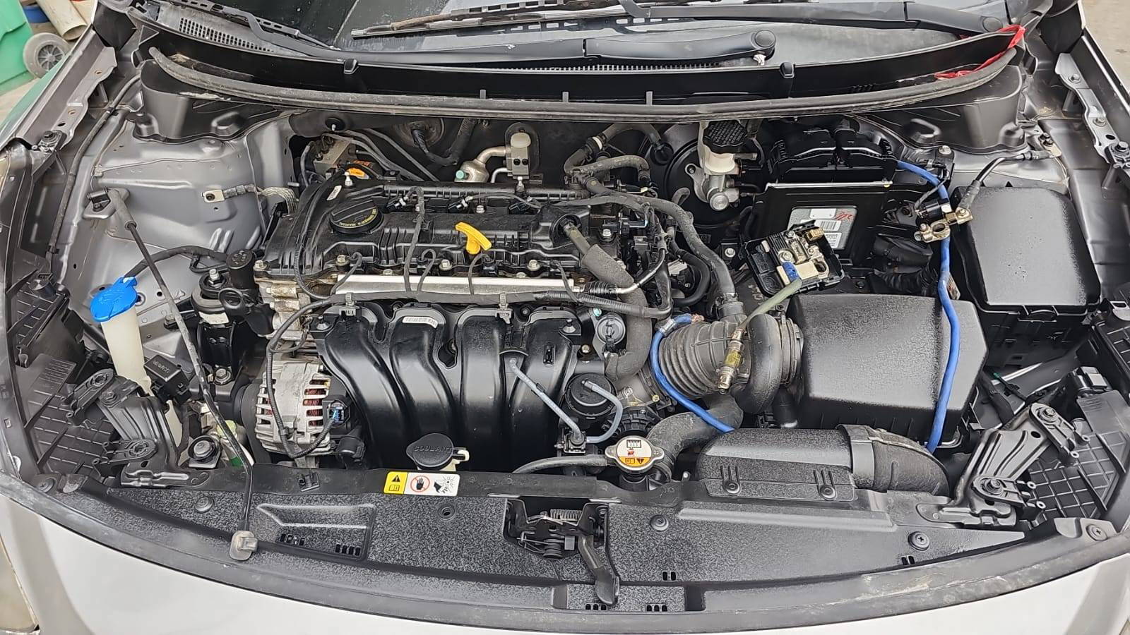 HYUNDAI ELANTRA GT 2013 - Marhaba Auction Used Cars - Image 4