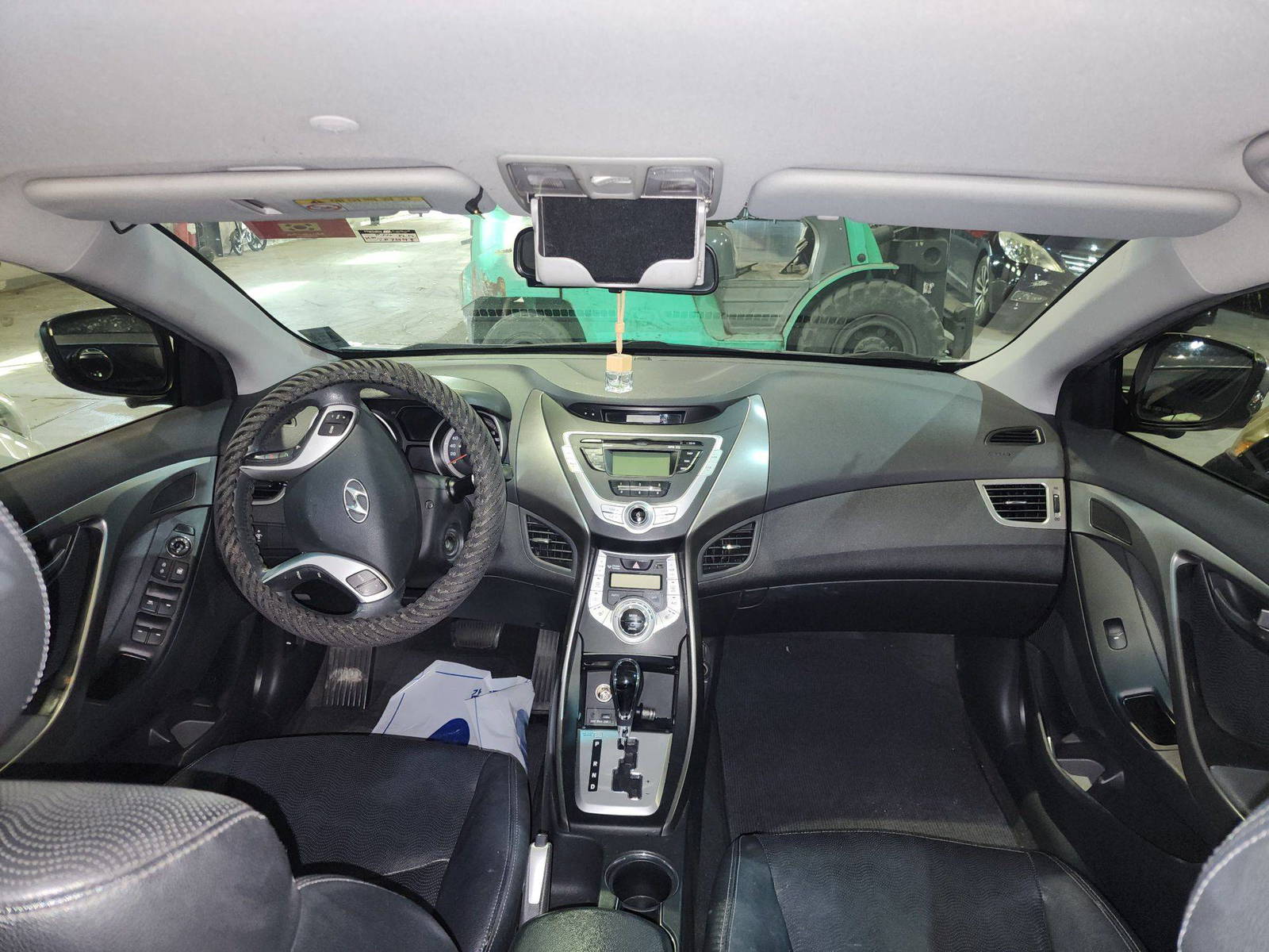 2012 HYUNDAI AVANTE — 203443 KM — Lot 369530 — Main - Marhaba Auctions Used Cars - Image 9