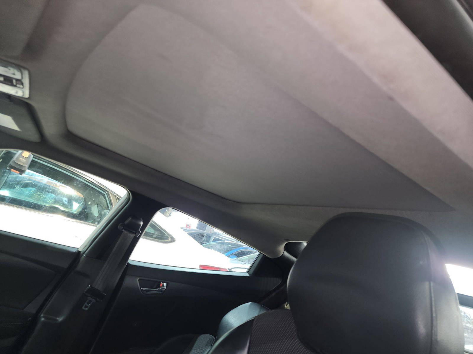 HYUNDAI VELOSTER 2013 - Marhaba Auction Used Cars - Image 8