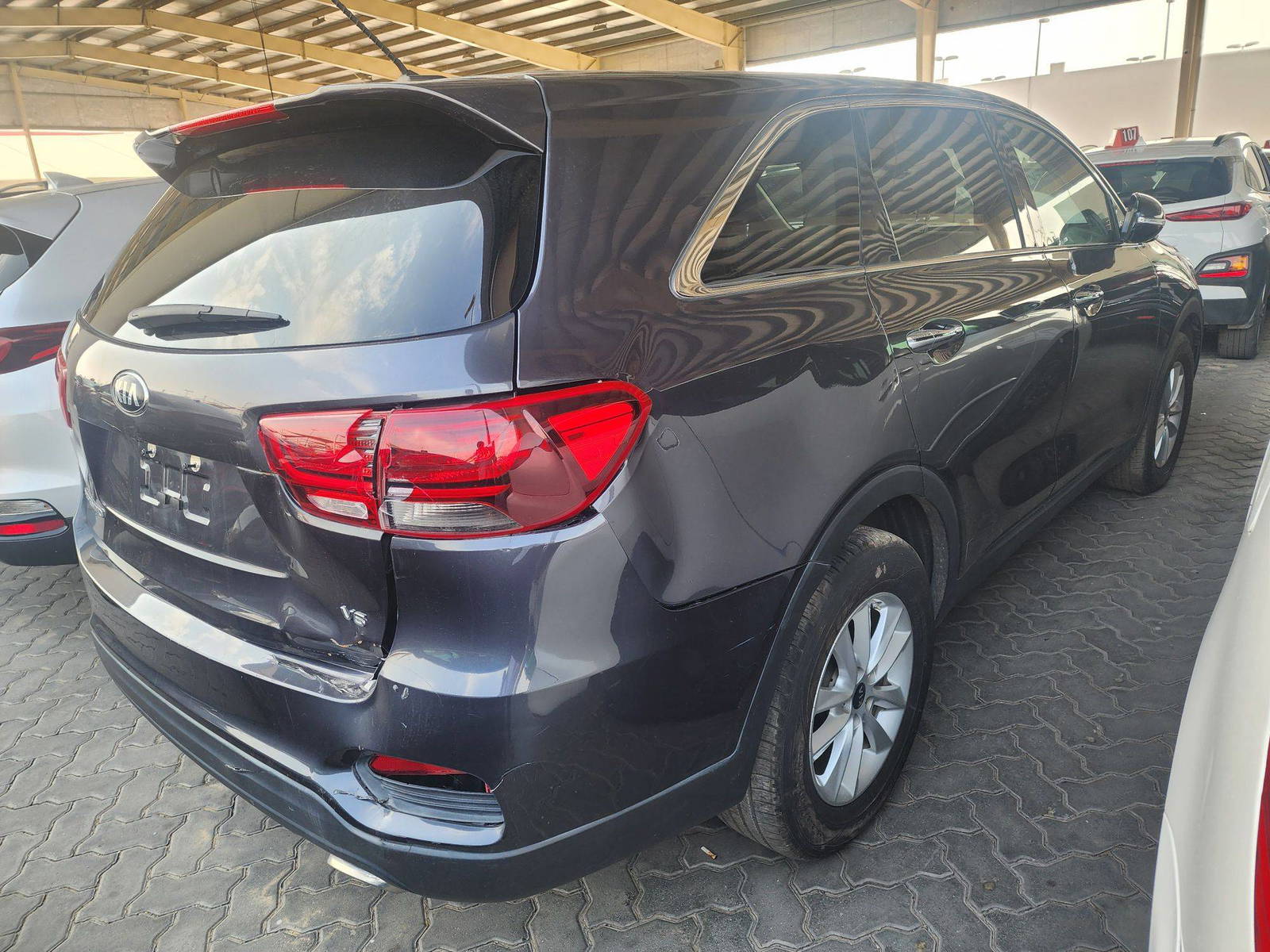 2019 KIA SORENTO — 82363 Miles — Lot 37635032 — Main - Marhaba Auctions Used Cars - Image 5