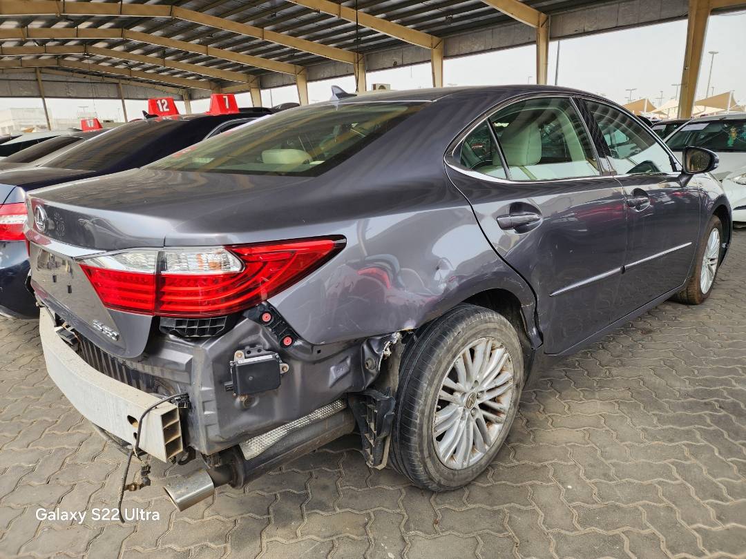 2014 LEXUS ES 350 — 96163 Miles — Lot 103443 — Ind. 12 - Marhaba Auctions Used Cars - Image 5
