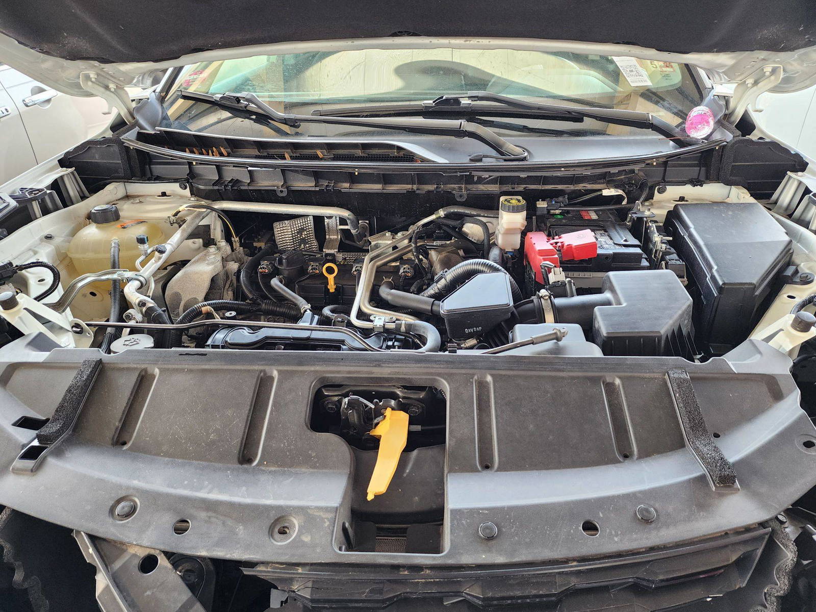 2021 NISSAN ROGUE — 54185 Miles — Lot 38547790 — Souq - Marhaba Auctions Used Cars - Image 11