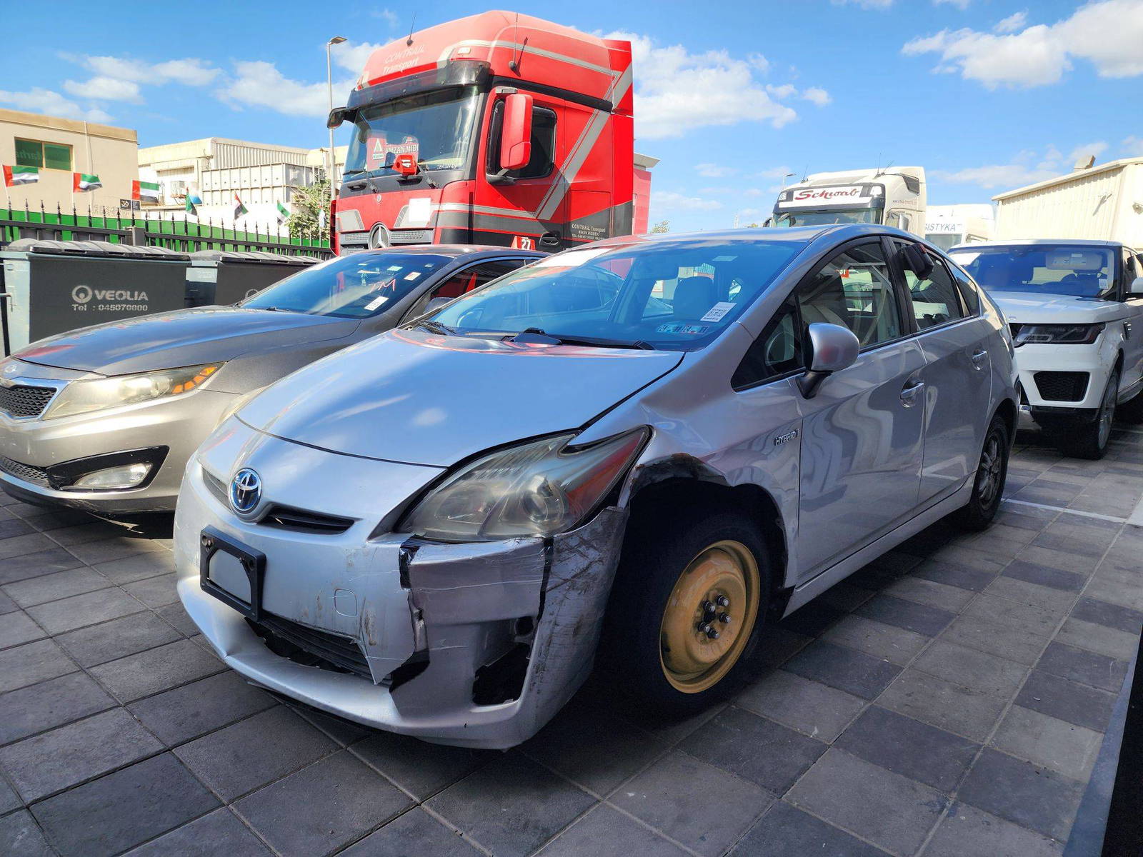 2010 TOYOTA PRIUS — 272694 Miles — Lot 56234 — Main - Marhaba Auctions Used Cars - Image 4