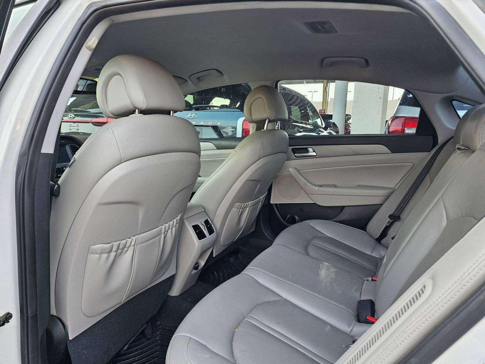 2016 HYUNDAI SONATA — 129674 Miles — Lot 21GA026470 — Souq - Marhaba Auctions Used Cars - Image 6