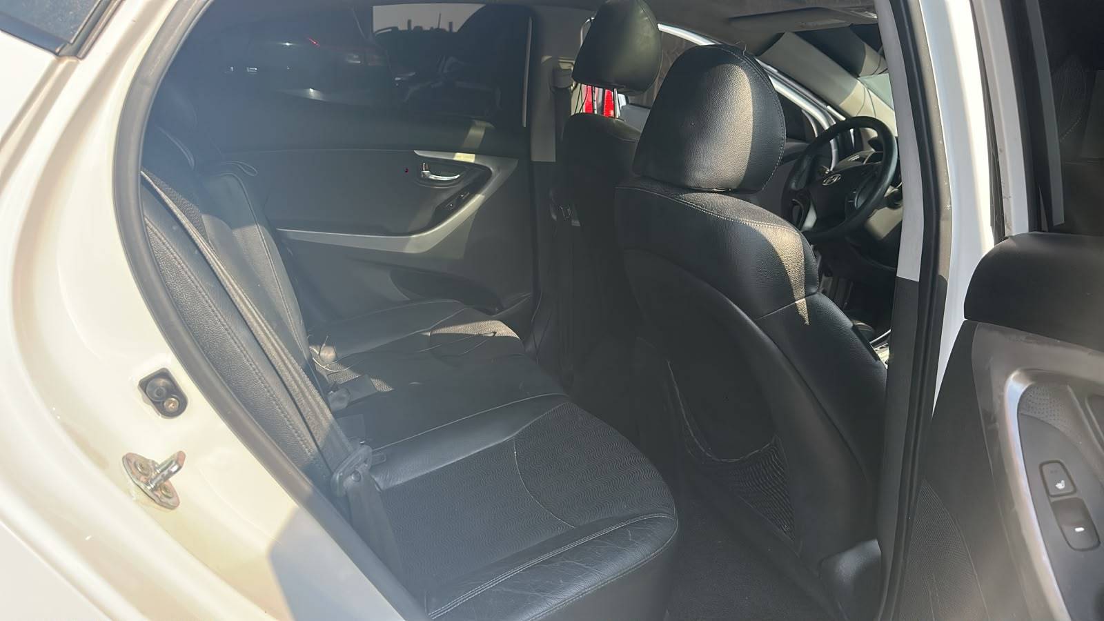2012 HYUNDAI AVANTE — 69911 KM — Lot CU449478 — Souq - Marhaba Auctions Used Cars - Image 7