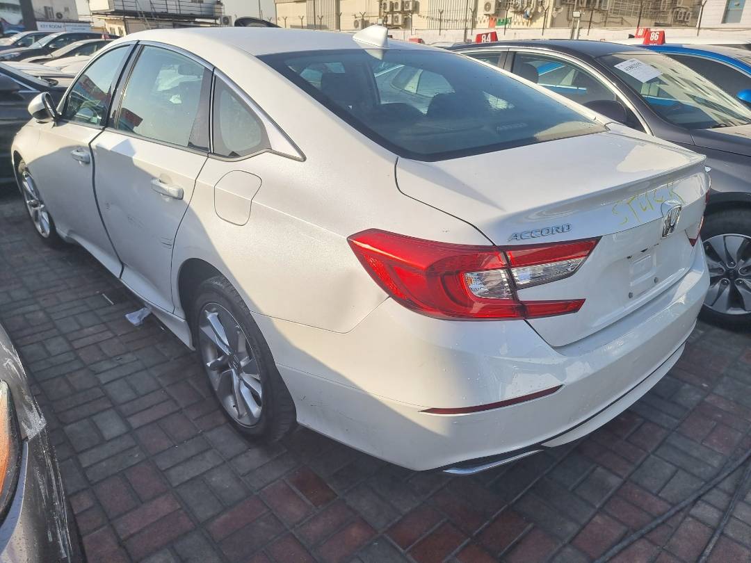 2019 HONDA ACCORD — 145191 Miles — Lot 135001 — Main - Marhaba Auctions Used Cars - Image 6
