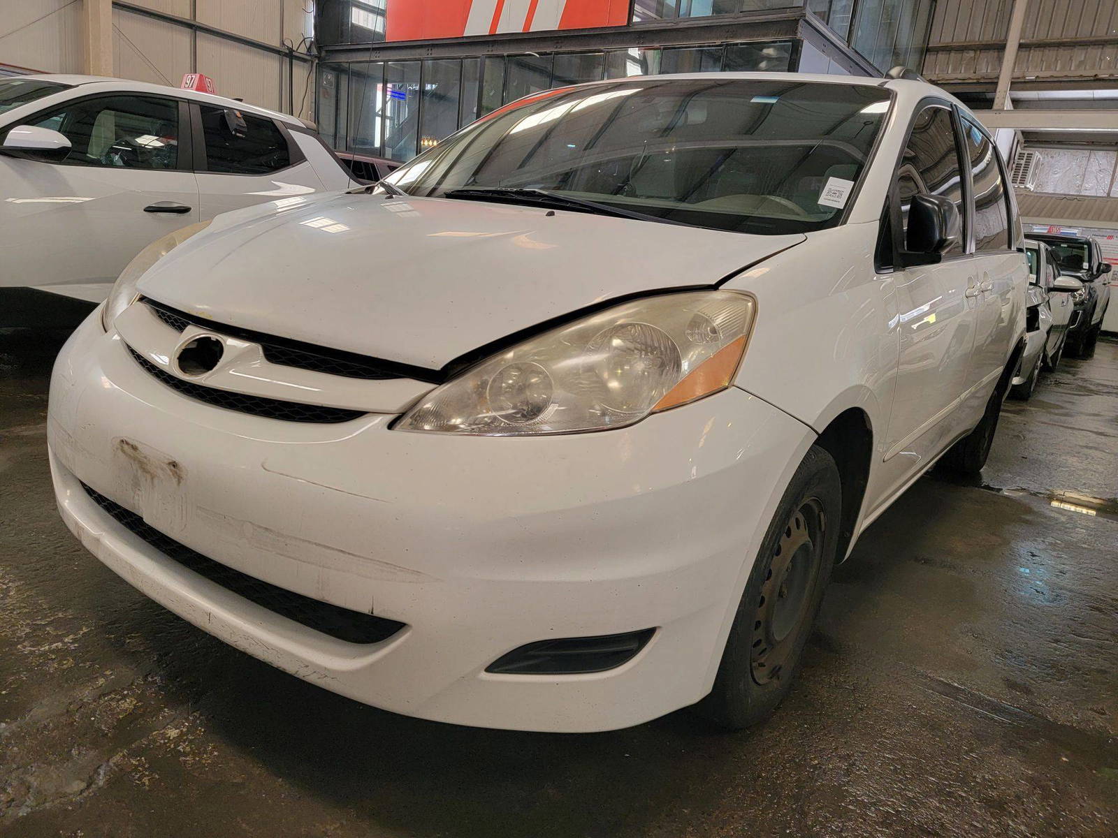 2008 TOYOTA SIENNA — 205231 Miles — Lot 91475845 — Main - Marhaba Auctions Used Cars - Image 4