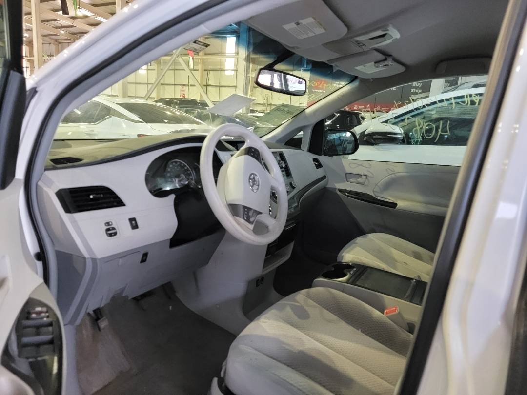 2012 TOYOTA SIENNA — 228477 Miles — Lot 40833543 — Main - Marhaba Auctions Used Cars - Image 6