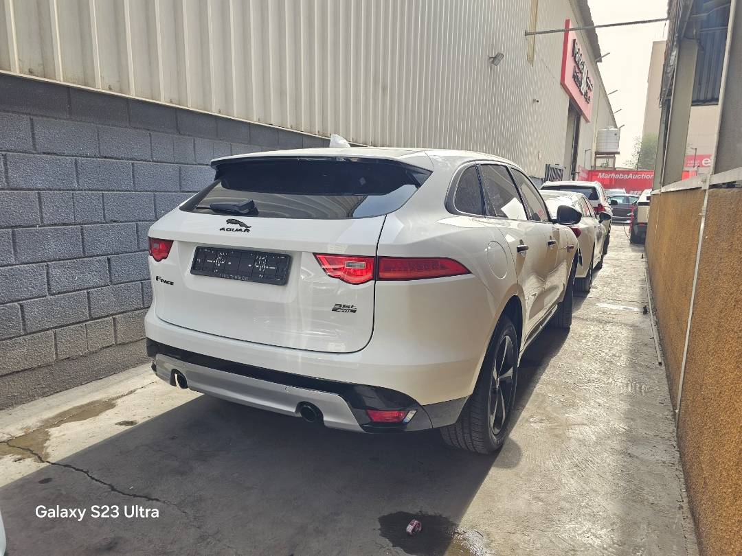 2017 JAGUAR F-PACE — 132318 KM — Lot HA077448 — Main - Marhaba Auctions Used Cars - Image 5