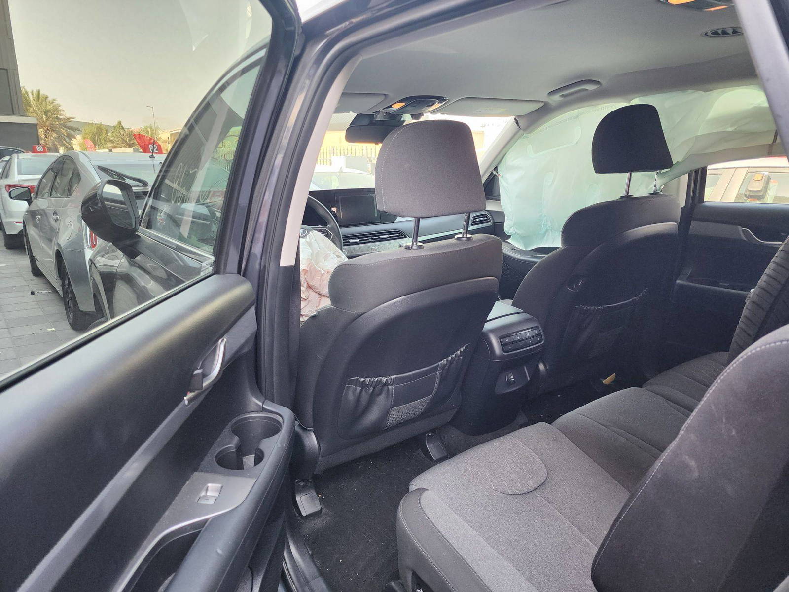 2020 HYUNDAI PALISADE SEL — 86726 Miles — Lot 60425045 — Al Quoz - Marhaba Auctions Used Cars - Image 5
