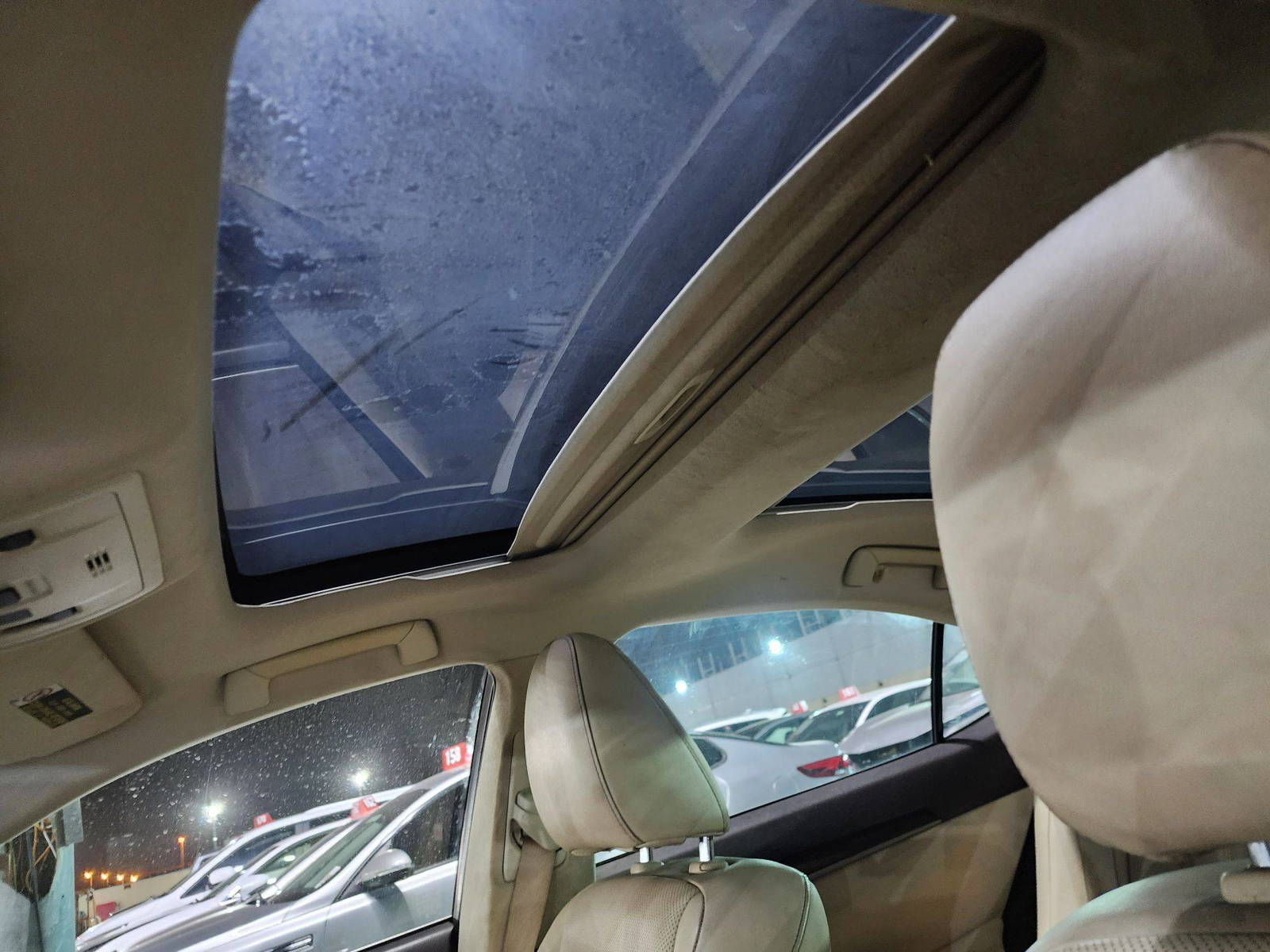 2016 LEXUS ES 350 — 208038 Miles — Lot 98217605 - Marhaba Auctions Used Cars - Image 10