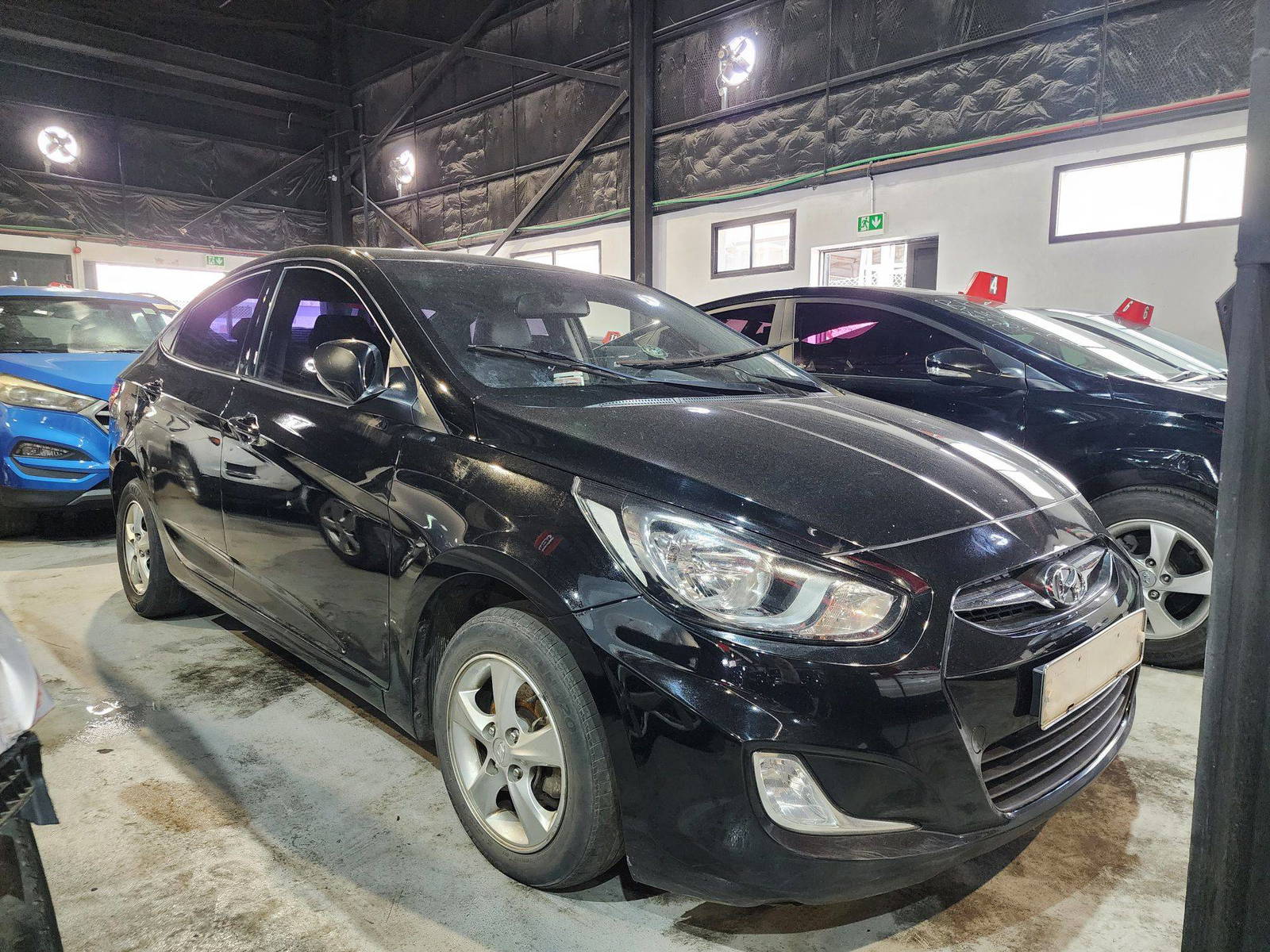 2011 HYUNDAI ACCENT — 207534 KM — Lot 77385 — Main - Marhaba Auctions Used Cars - Image 4
