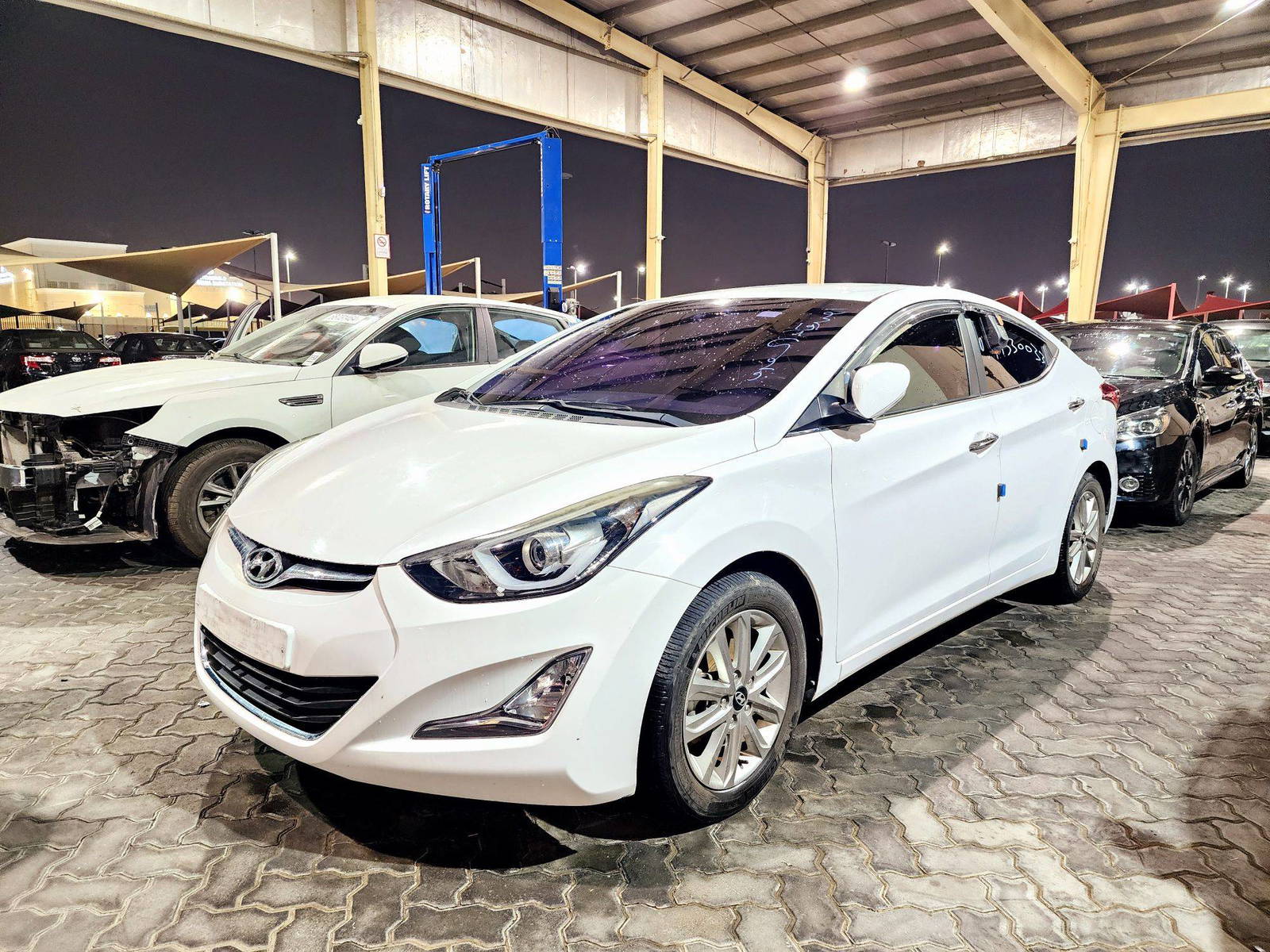 2015 HYUNDAI AVANTE — 52840 KM — Lot BFU305198 — Souq - Marhaba Auctions Used Cars - Image 5