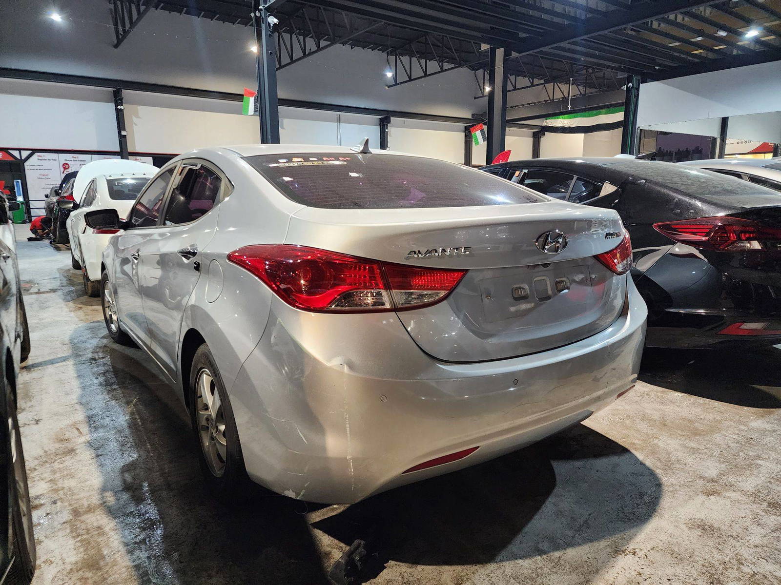 2011 HYUNDAI AVANTE — 118726 KM — Lot 097431 — Main - Marhaba Auctions Used Cars - Image 3