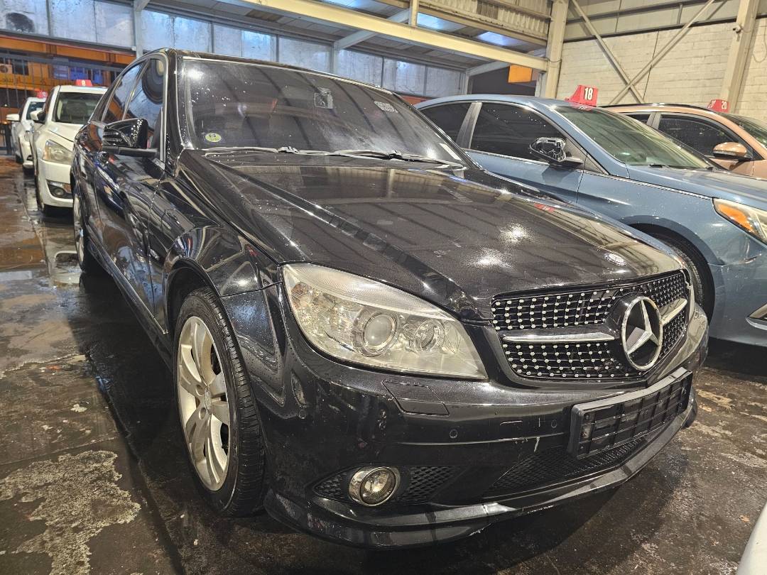 2010 MERCEDES BENZ C200 — 204377 KM — Lot A403323 — Souq - Marhaba Auctions Used Cars - Image 4