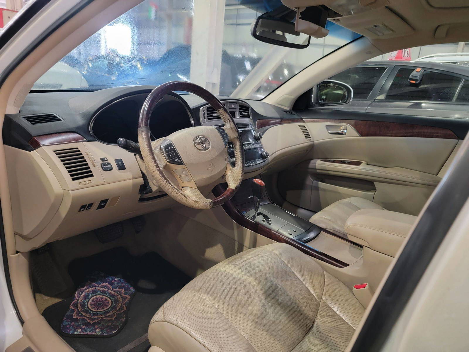 TOYOTA AVALON 2011 - Marhaba Auction Used Cars - Image 8