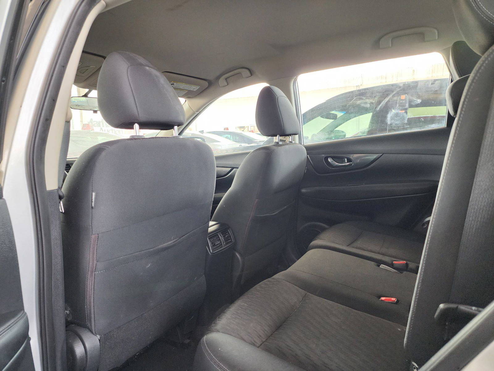 2018 NISSAN ROGUE — 130466 Miles — Lot 54991334 — Souq - Marhaba Auctions Used Cars - Image 6