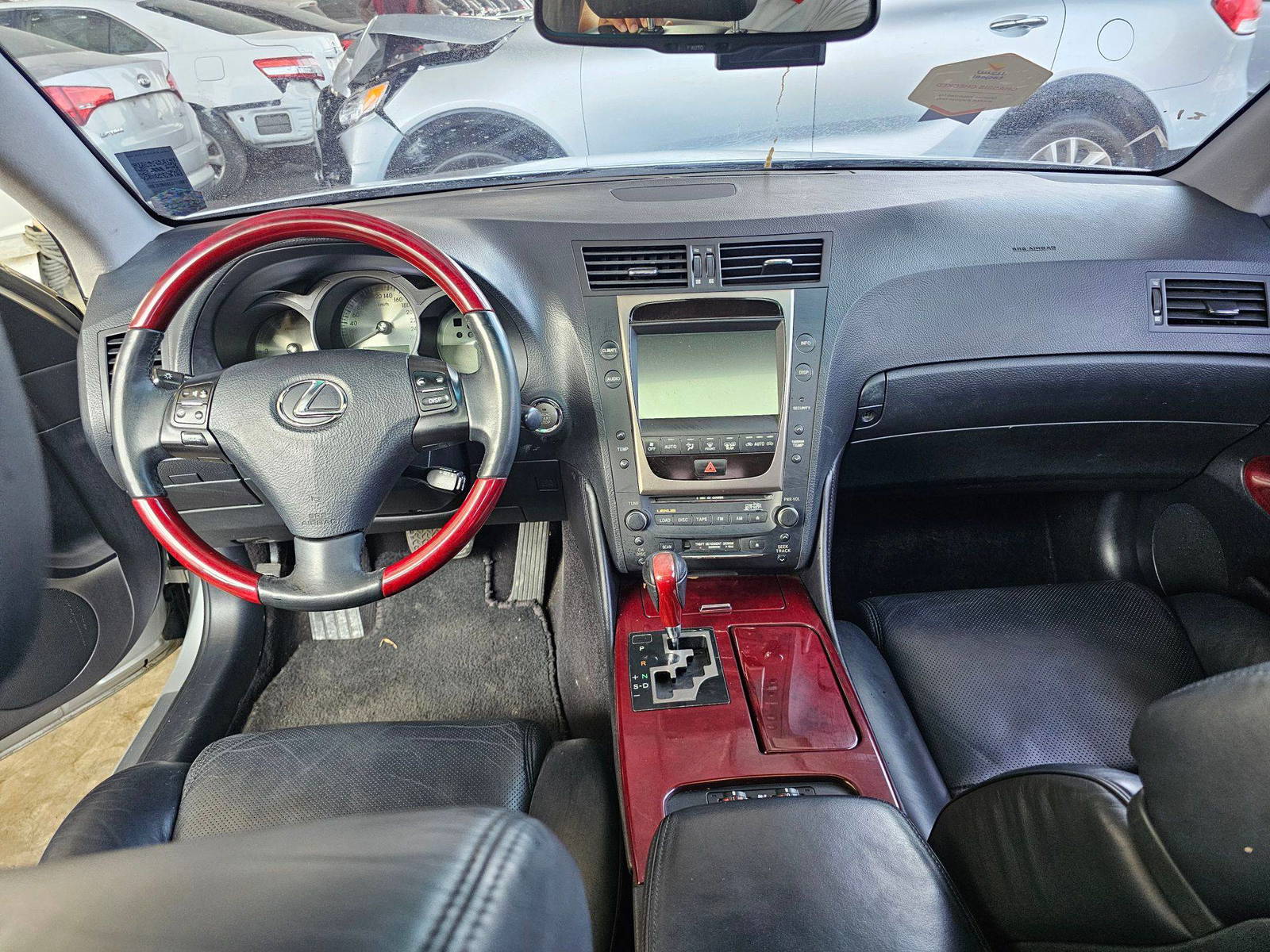 2006 LEXUS GS 300 — 258260 KM — Lot 033913 — Main - Marhaba Auctions Used Cars - Image 7