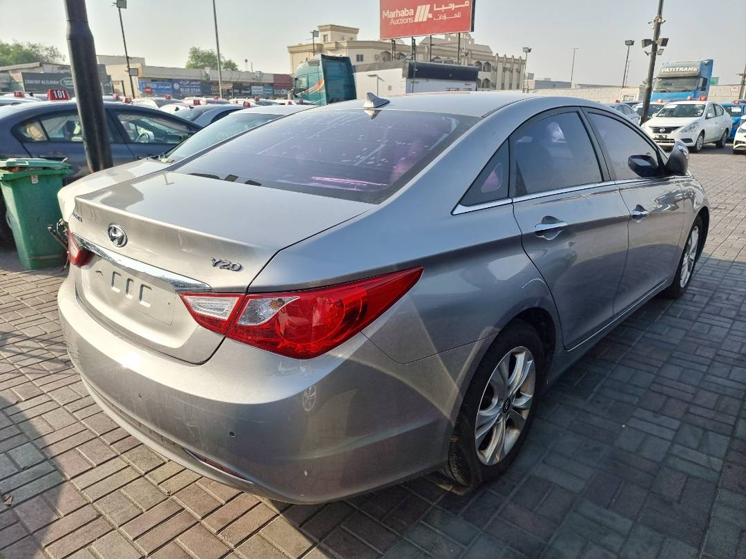 2011 HYUNDAI SONATA — 137309 KM — Lot 125487 — Ind. 12 - Marhaba Auctions Used Cars - Image 4